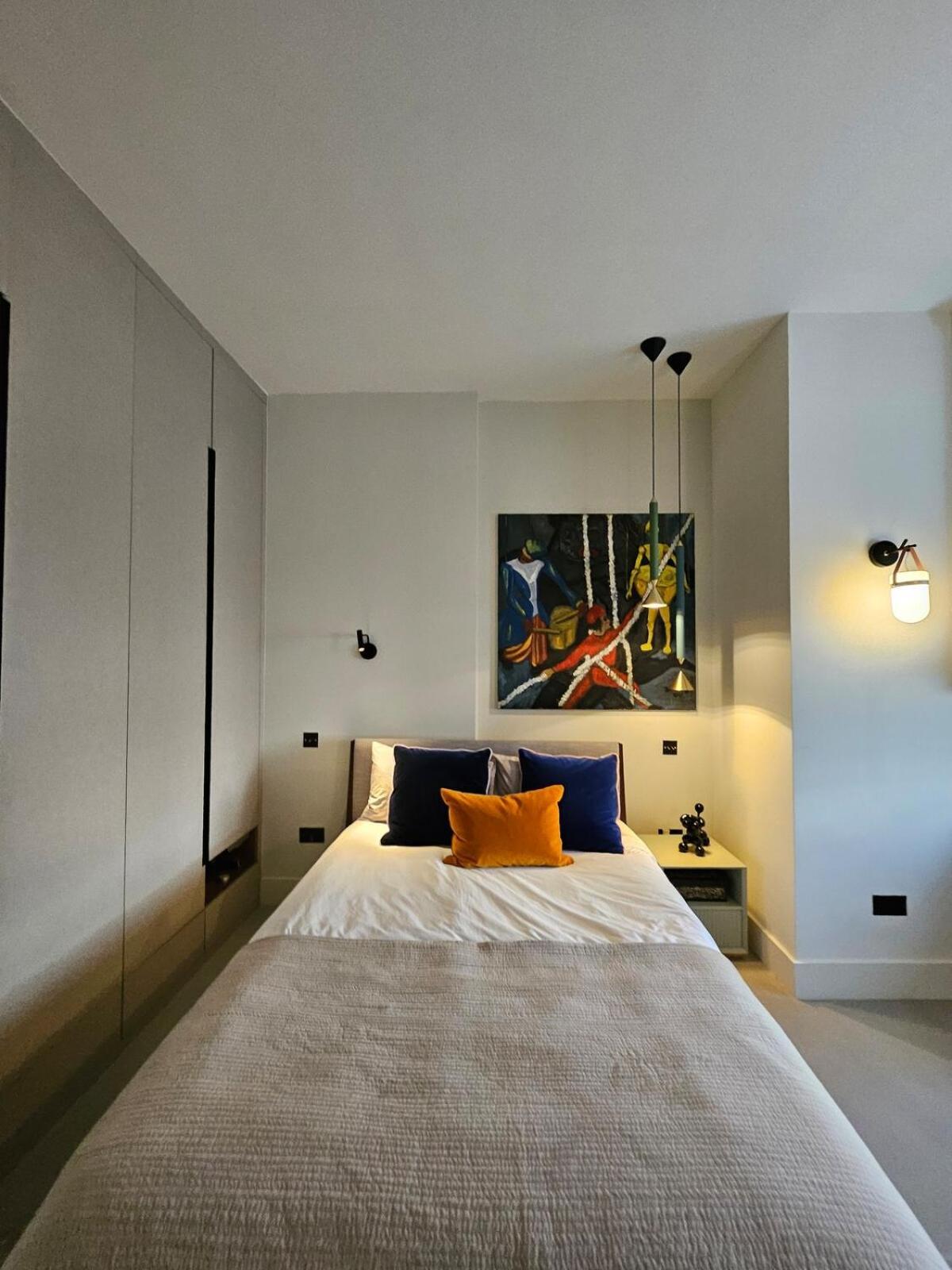 2-bedroom In West Kensington *